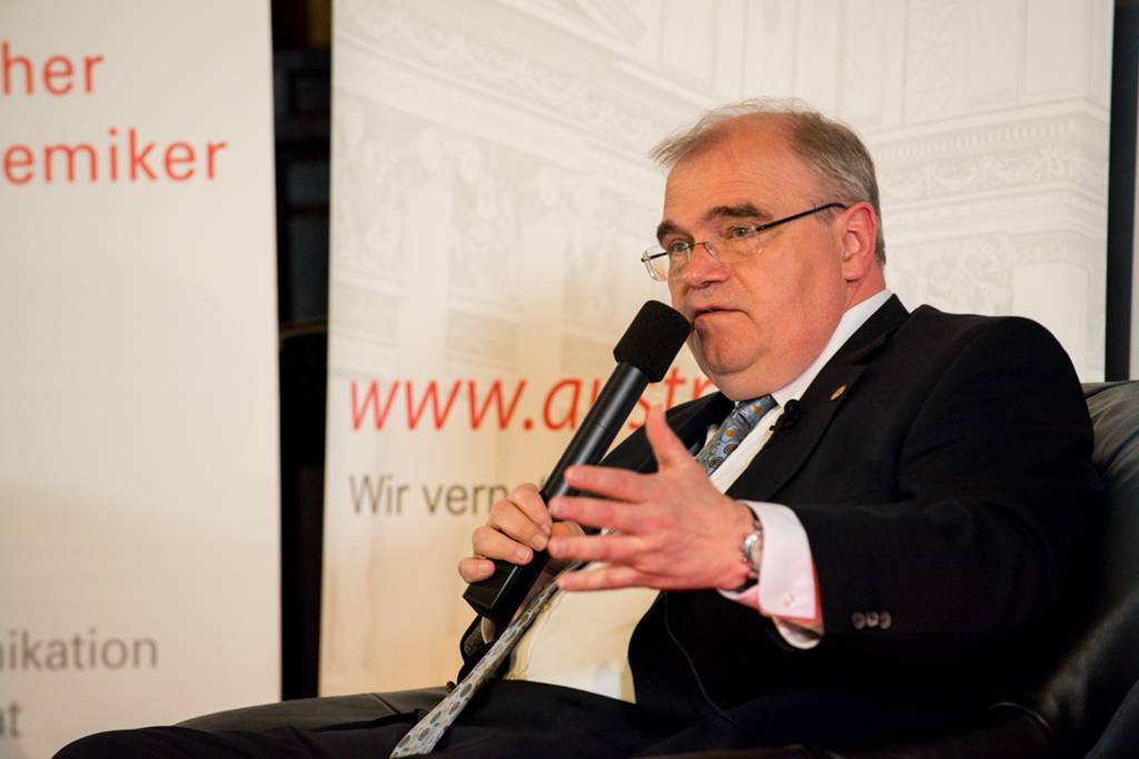 BM Univ.-Prof. Dr. Wolfgang Brandstetter (Bundesministerium für Justiz) i